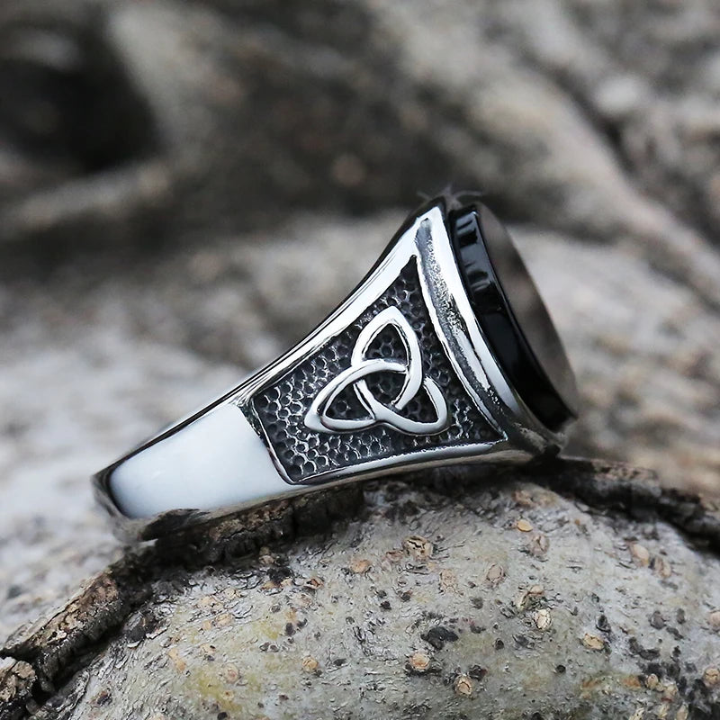 ANILLO NUDO CELTA CON PIEDRA
