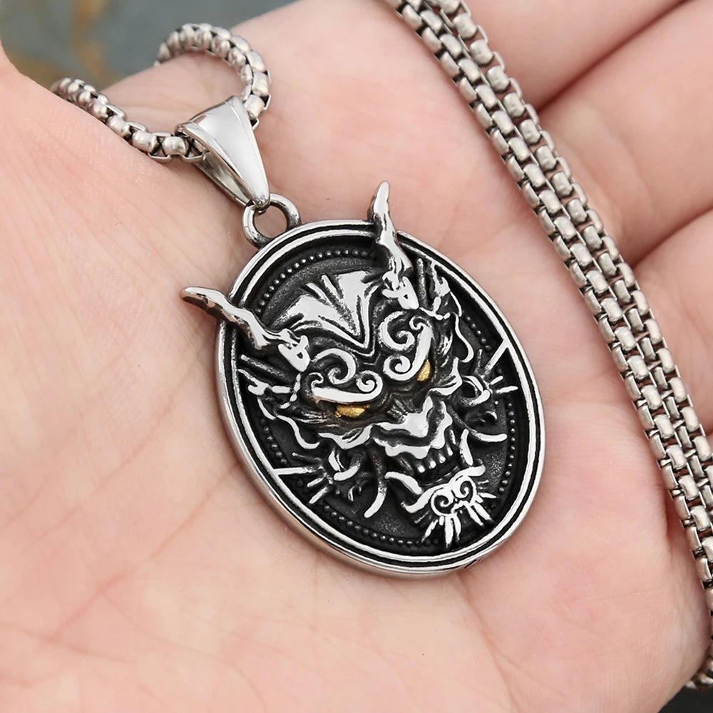 COLLAR MASCARA GOTICA