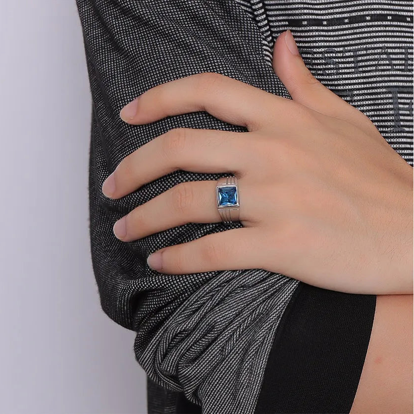 ANILLO PLATEADO PIEDRA AZUL