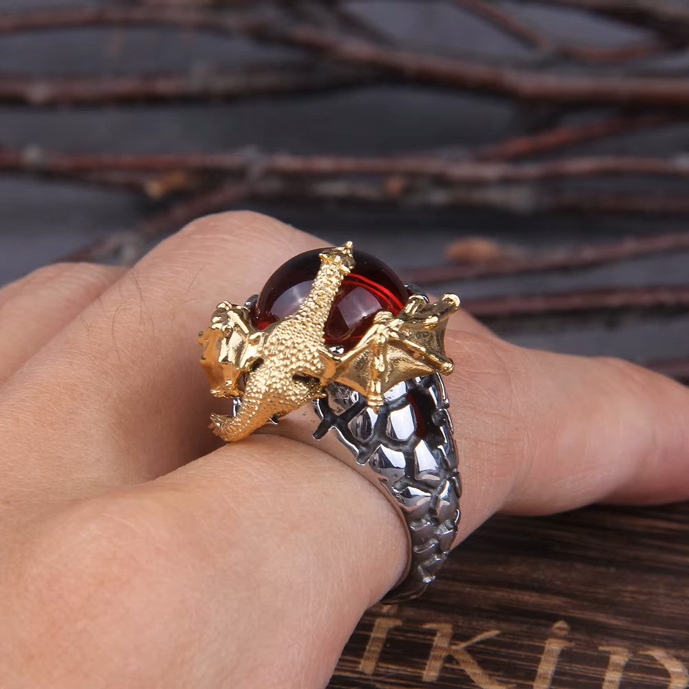 ANILLO CON PIEDRA Y DRAGON