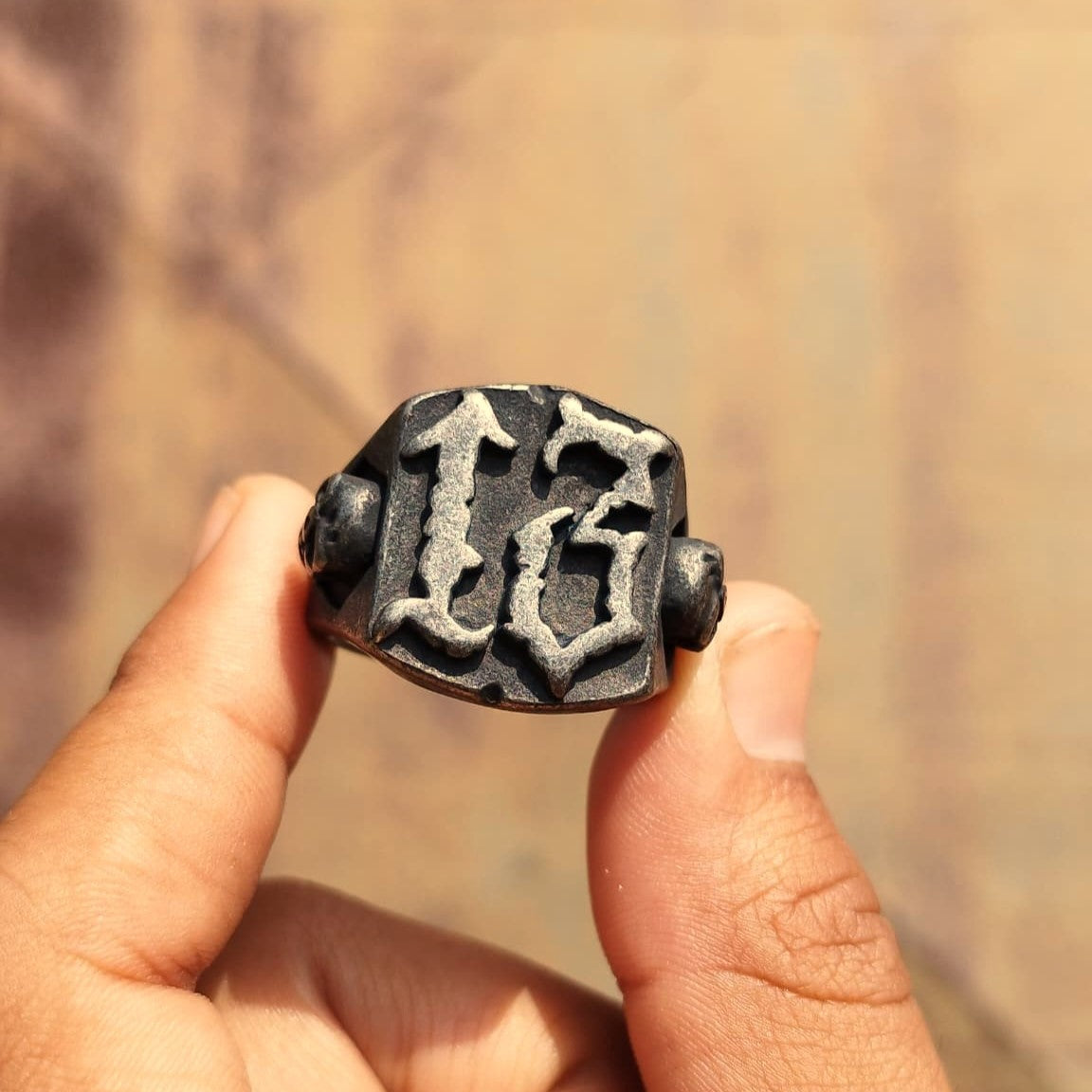 ANILLO NUMERO 13