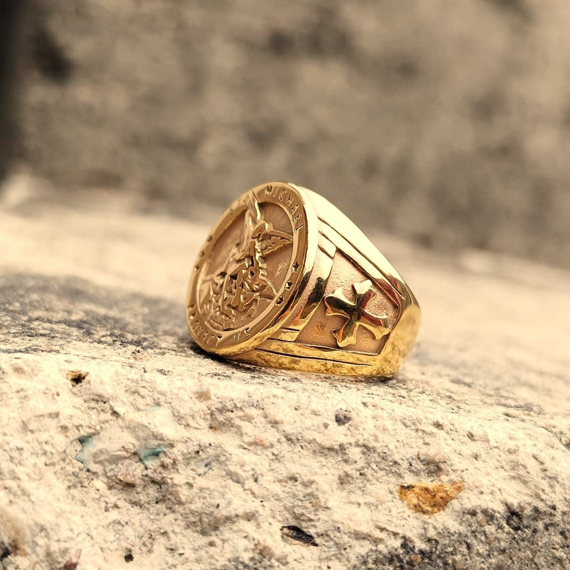 ANILLO SAN MIGUEL DORADO