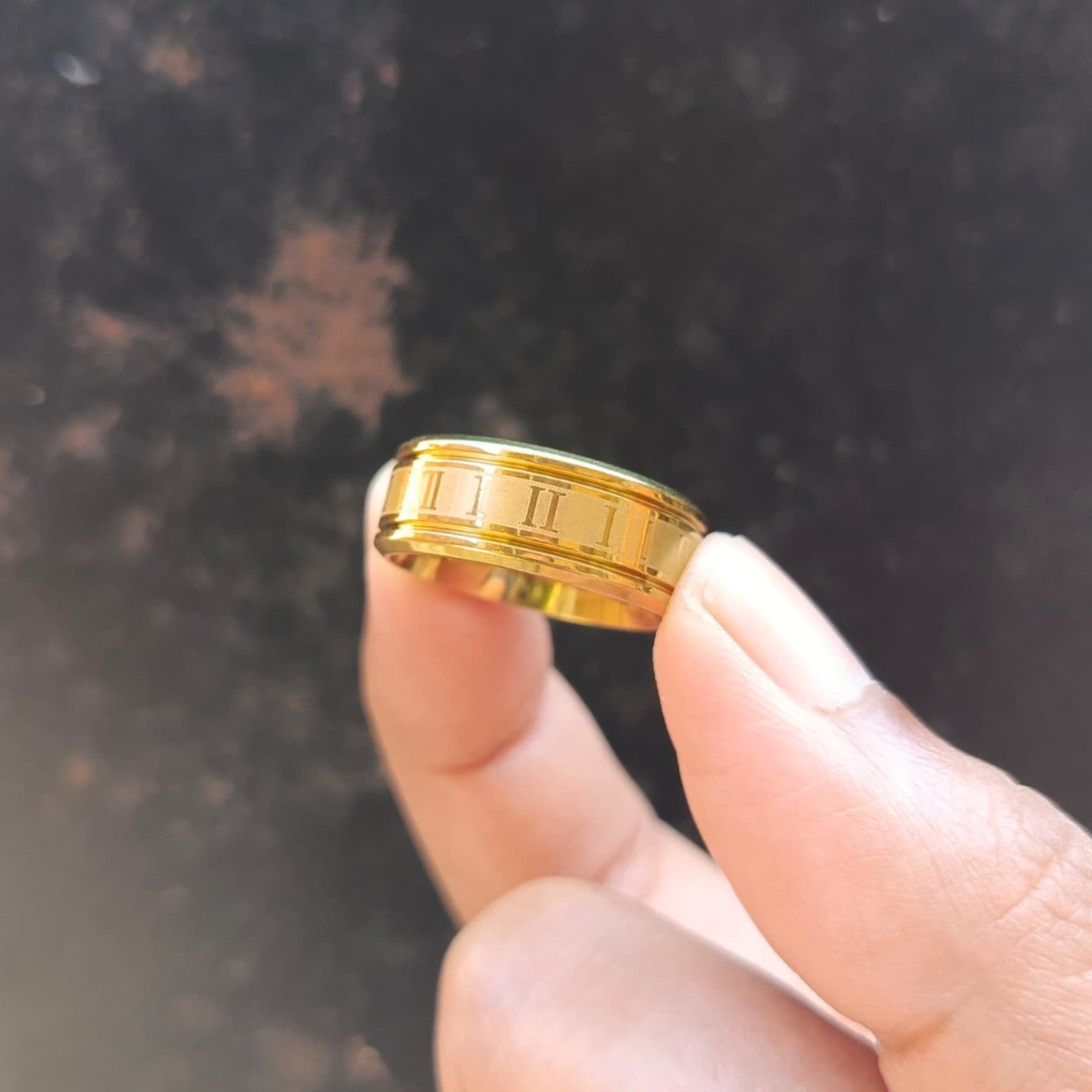 ANILLO ROMANO GRUESO