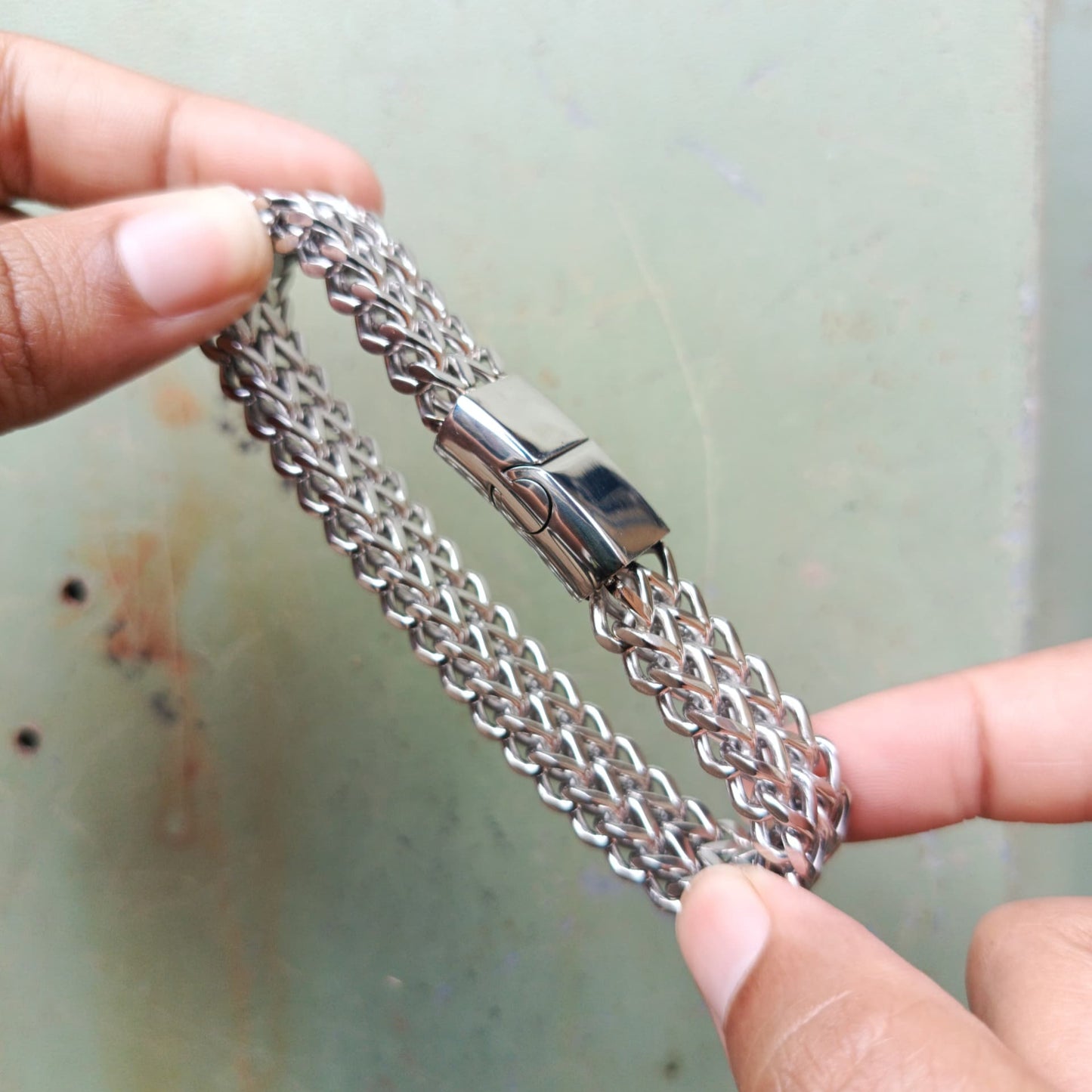 PULSERA TRENZADA PLATEADA