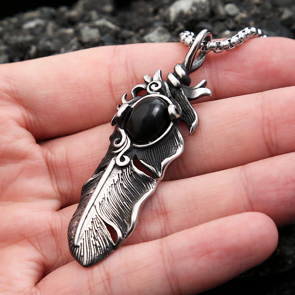 COLLAR PLUMA