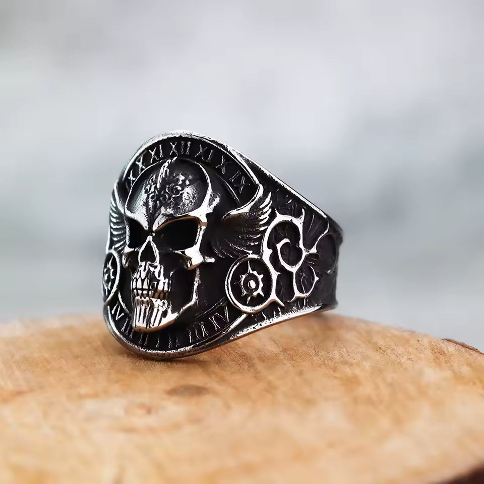 ANILLO CALAVERA