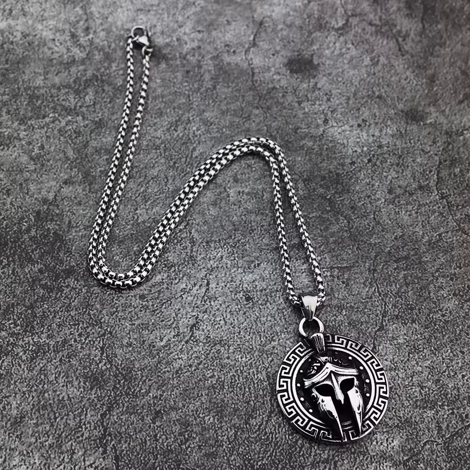 COLLAR CASCO ESPARTANO