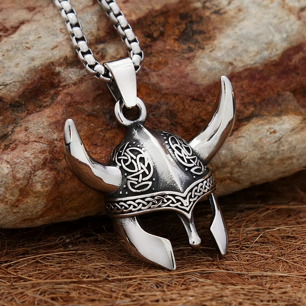 COLLAR CASCO VIKINGO ACERO