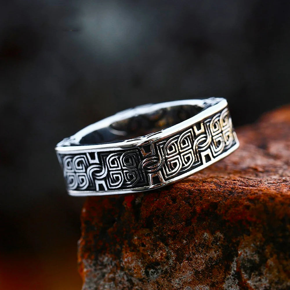 ANILLO LISO CUADRADO VIKINGO