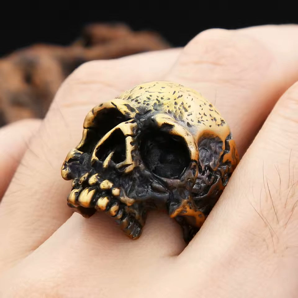 ANILLO CALAVERA DORADA ENVEJECIDA