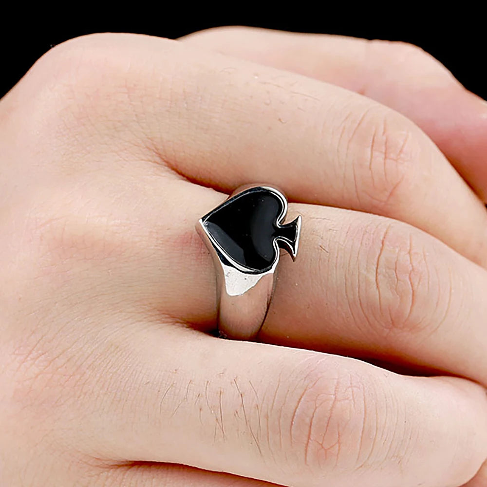 ANILLO PLATEADO CON DISEÑO