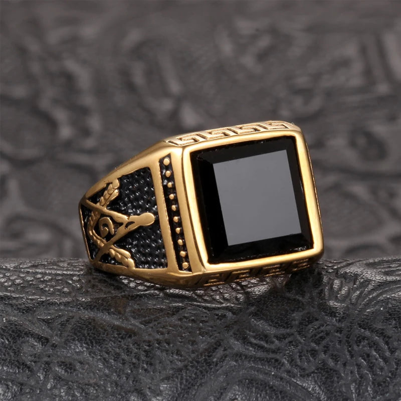 ANILLO MASON CON PIEDRA NEGRA