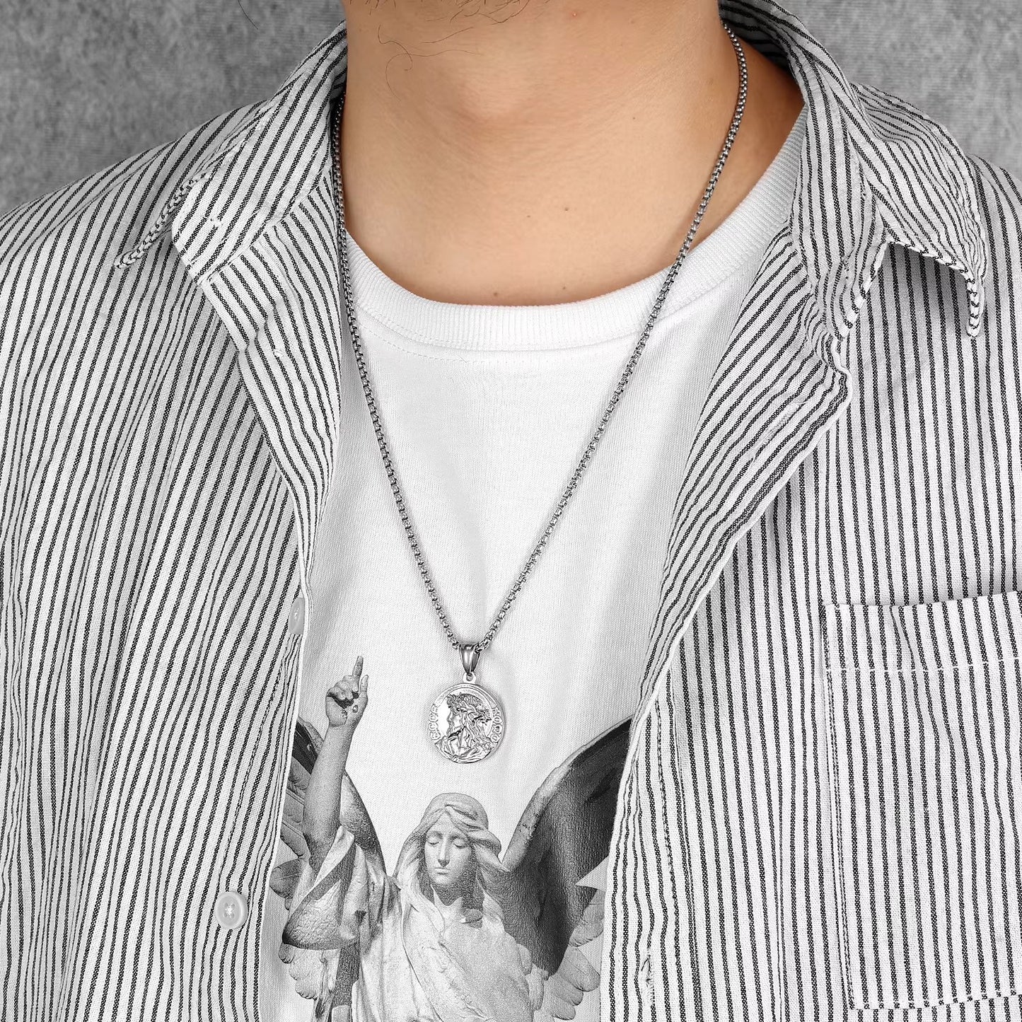 COLLAR REDONDO JESUS