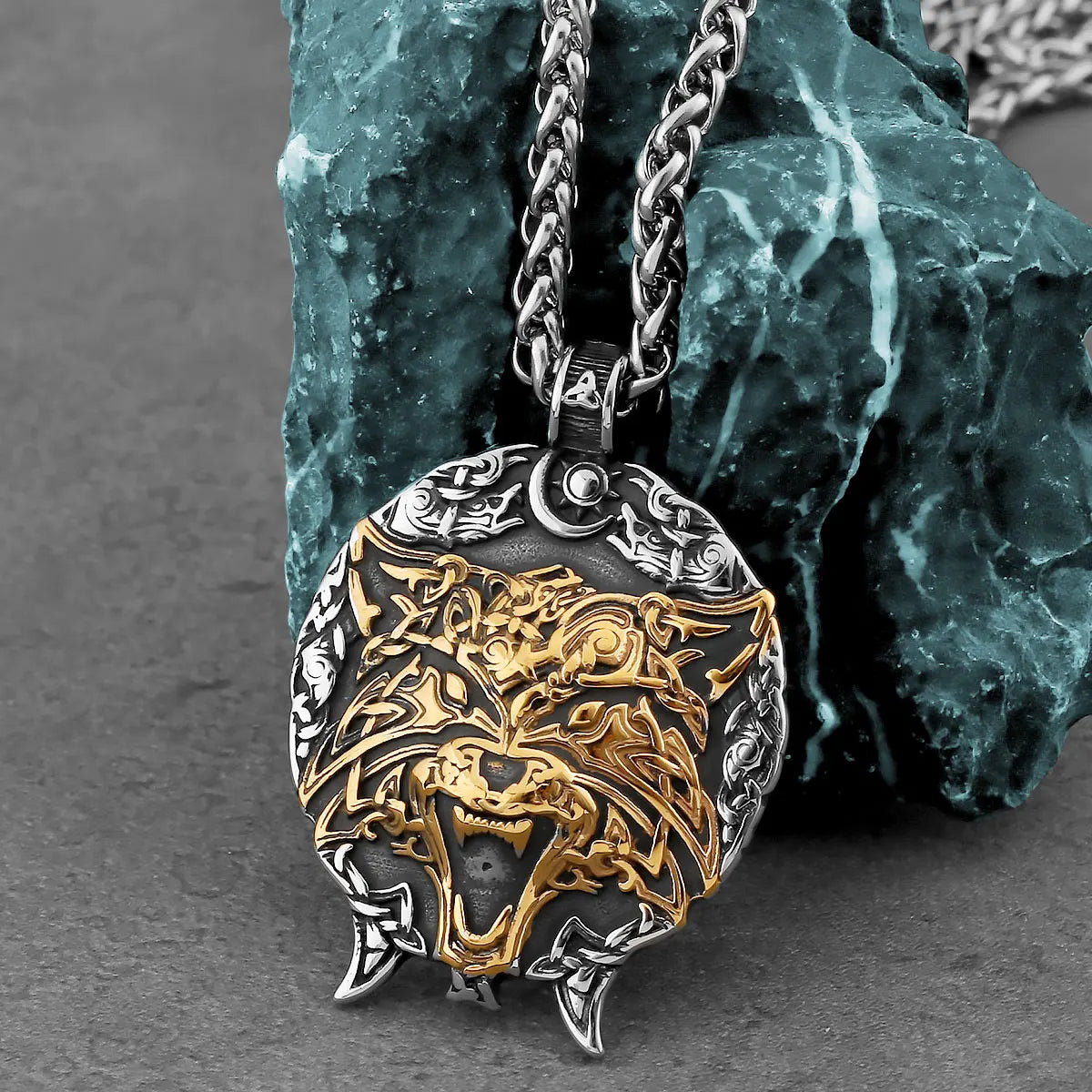 COLLAR LOBO DORADO