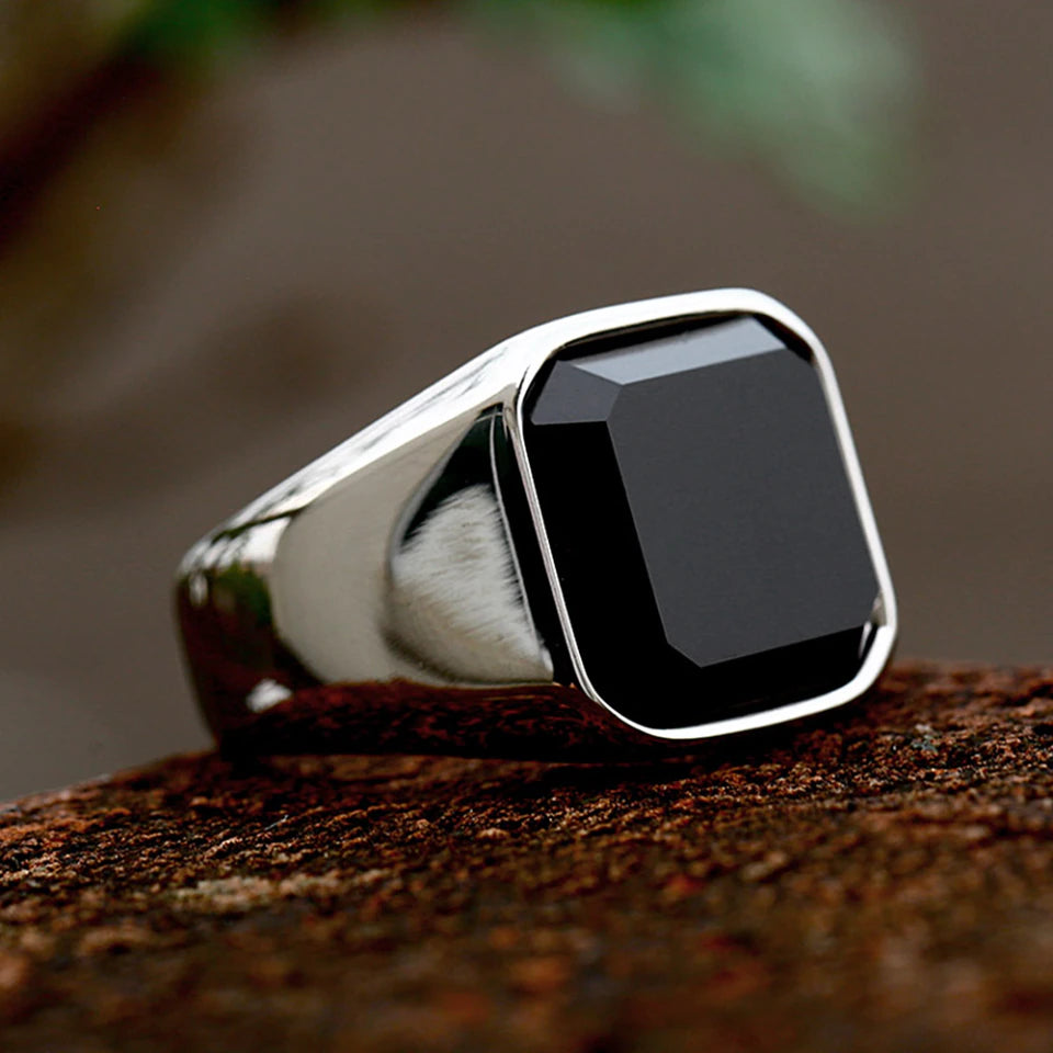 ANILLO ELGANTE PIEDRA NEGRA