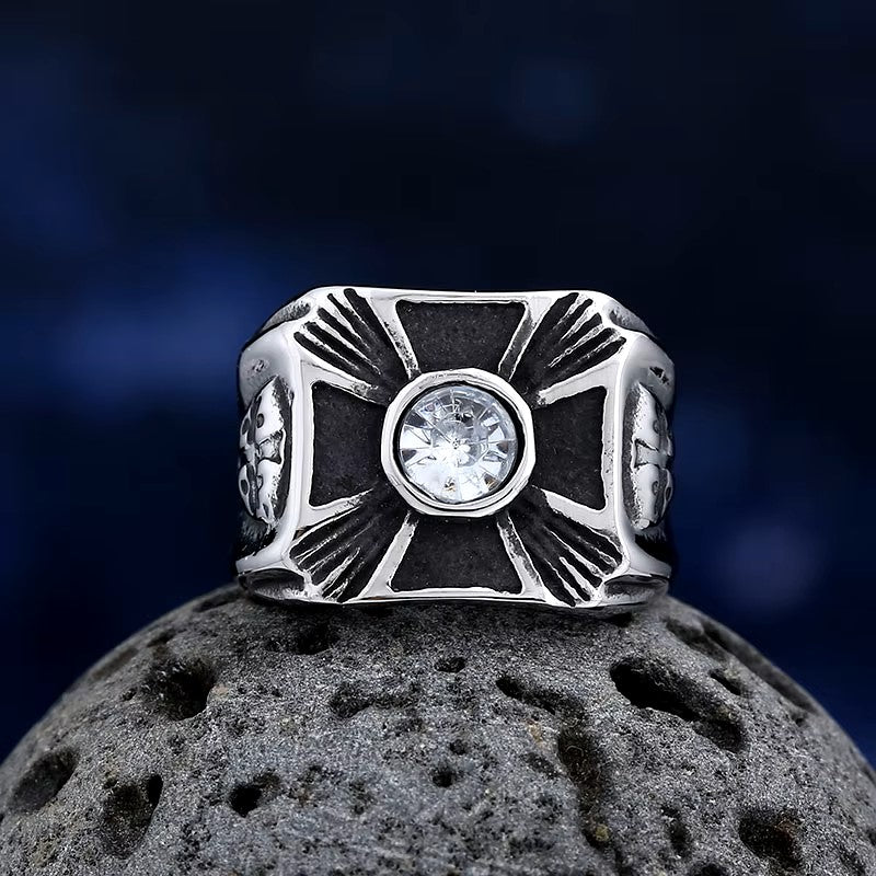 ANILLO CRUZ CON DIAMANTE