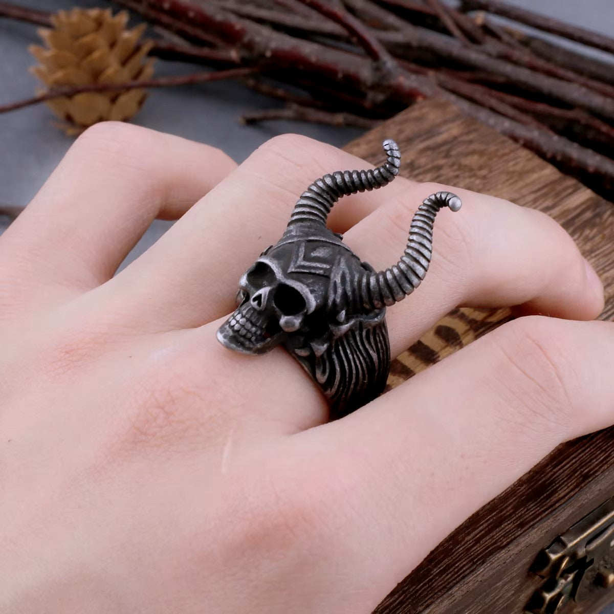 ANILLO CALAVERA CACHOS