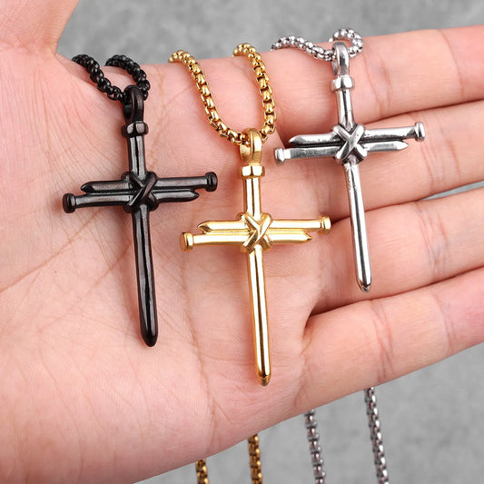 COLLAR CRUZ CLAVOS
