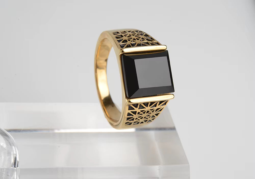 ANILLO PIEDRA NEGRA CUADRADA
