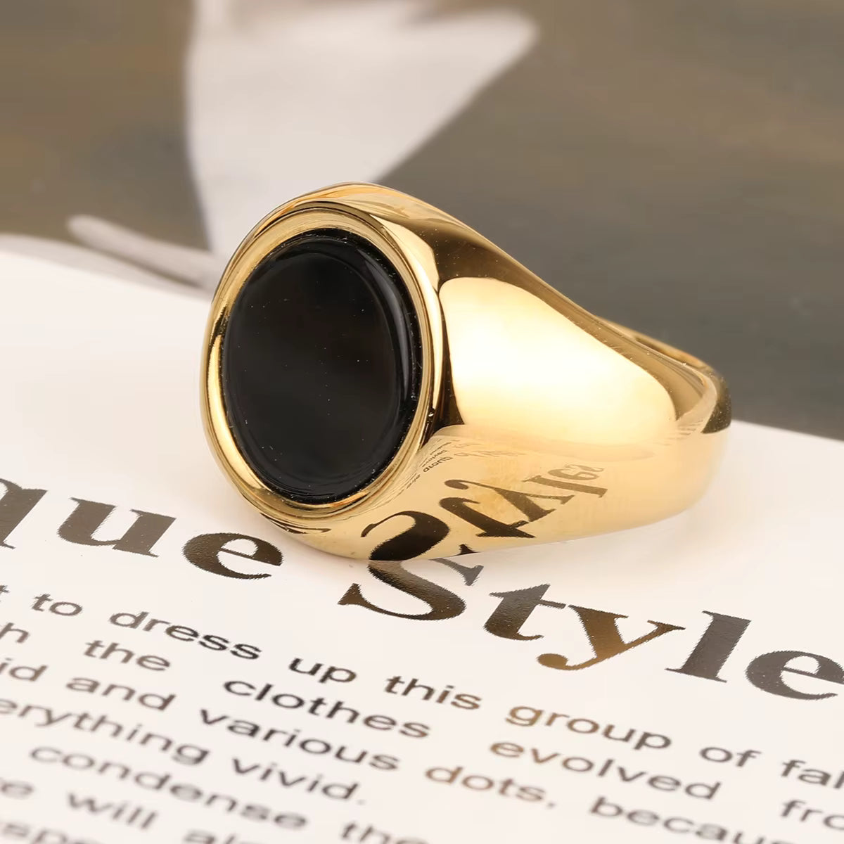 ANILLO PIEDRA PLANA Y REDONDA