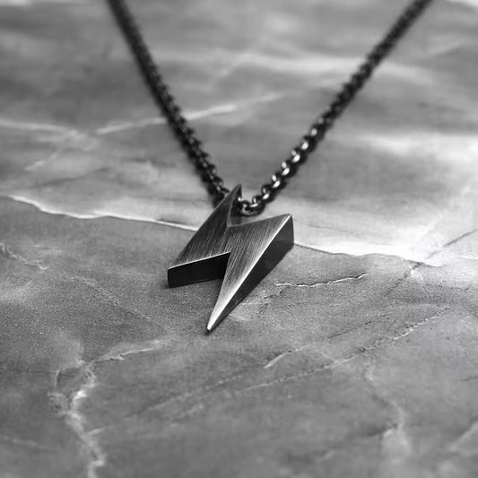 COLLAR FORMA DE RAYO