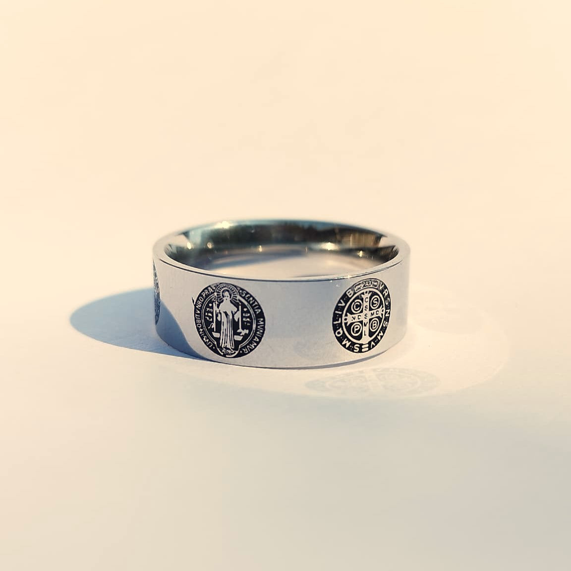ANILLO SAN BENITO PLATEADO