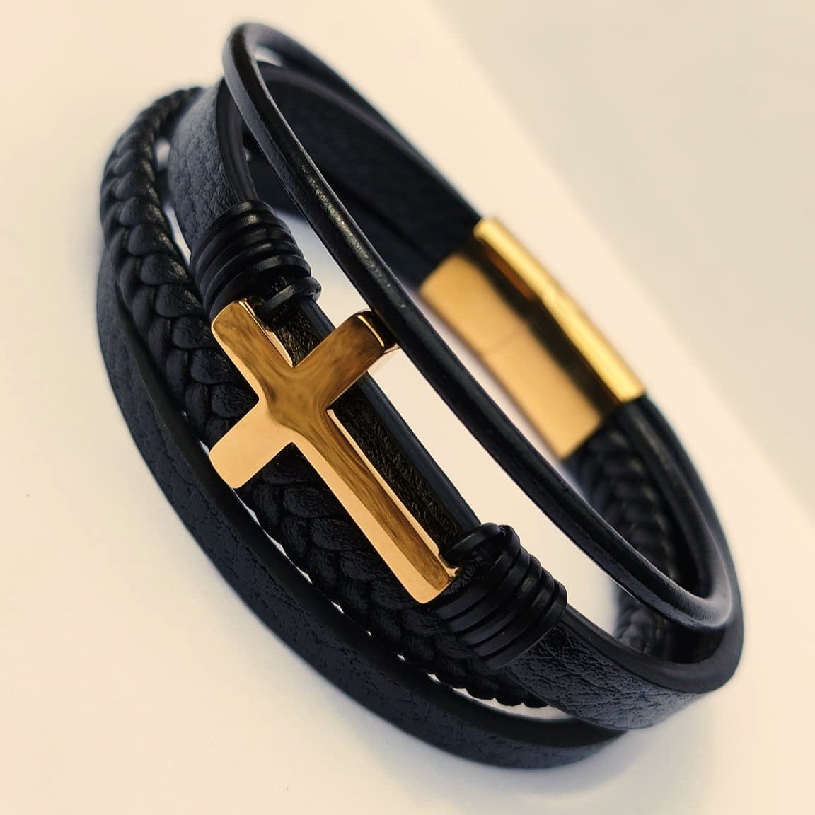 PULSERA CRUZ DORADA