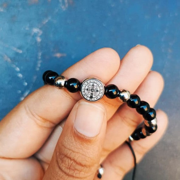 PULSERA SAN BENITO PLATEADA CON NEGRO