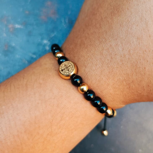PULSERA SAN BENITO DORADO CON NEGRO