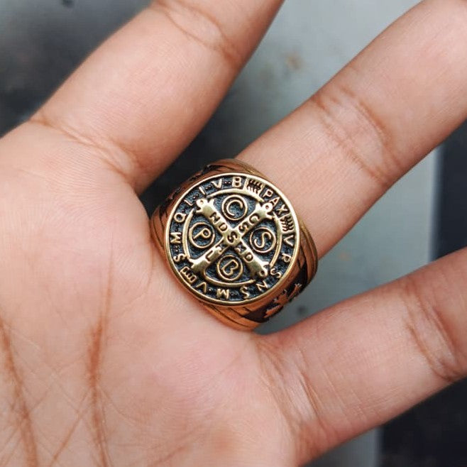 ANILLO SAN BENITO (CON DETALLES)