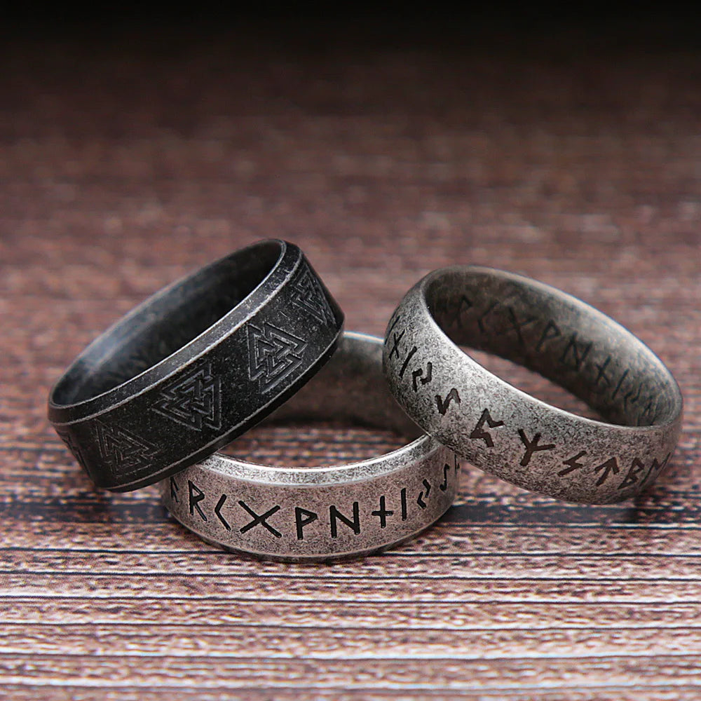 ANILLO LISO LETRA VIKINGAS