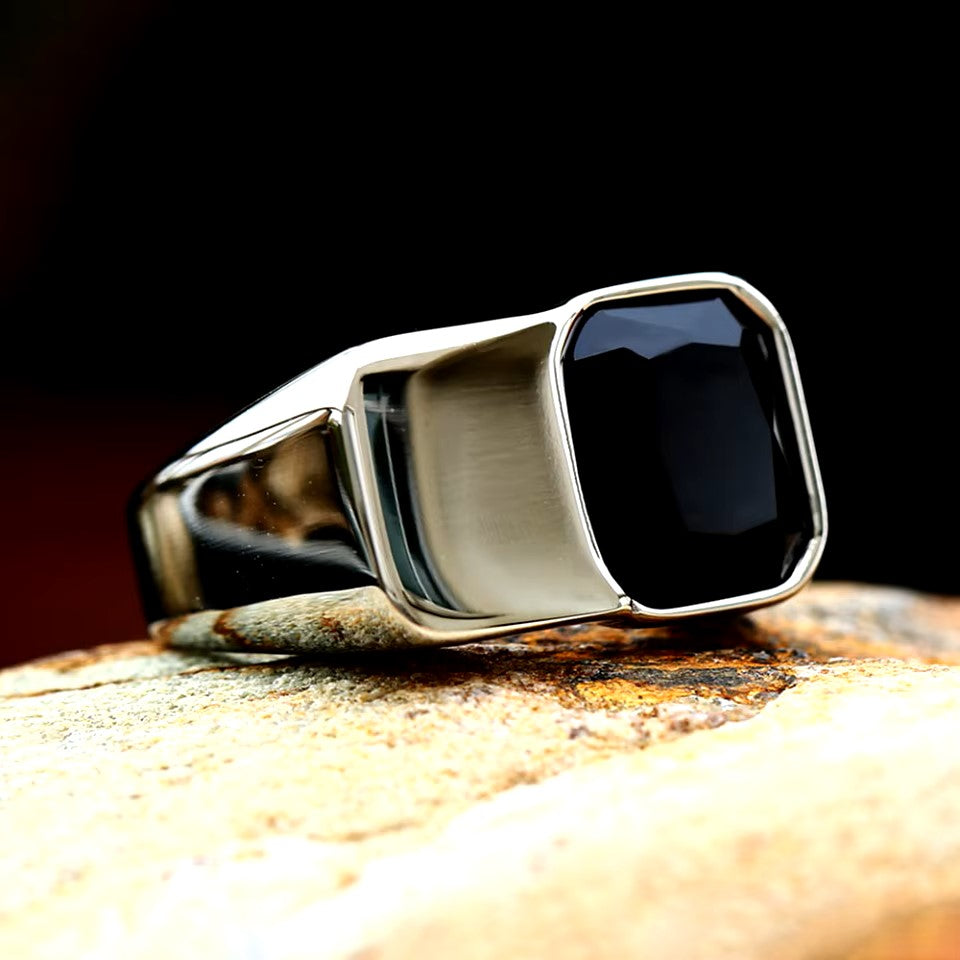 ANILLO ELEGANTE CON PIEDRA