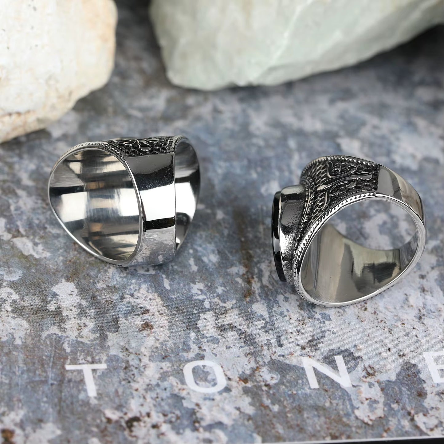 ANILLO PIEDRA OVALADA