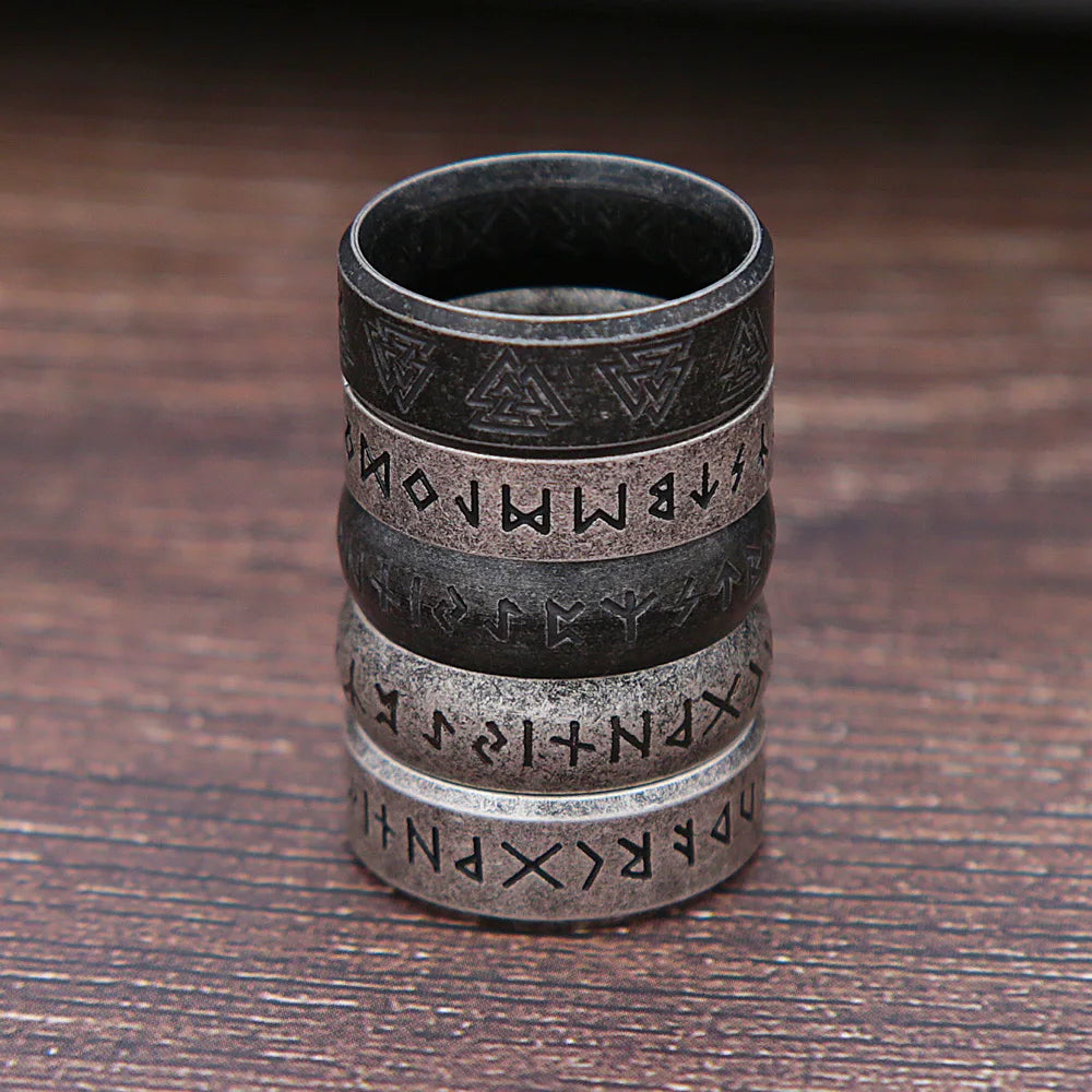 ANILLO LISO LETRA VIKINGAS