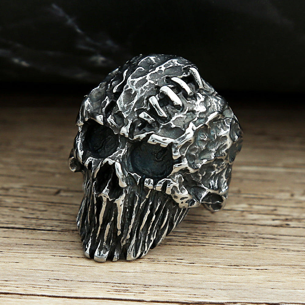 ANILLO CALAVERA