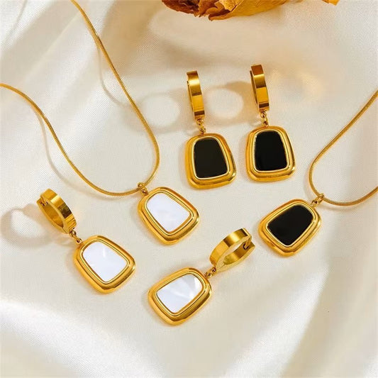 SET COLLAR Y Y ZARCILLOS GEOMETRICOS