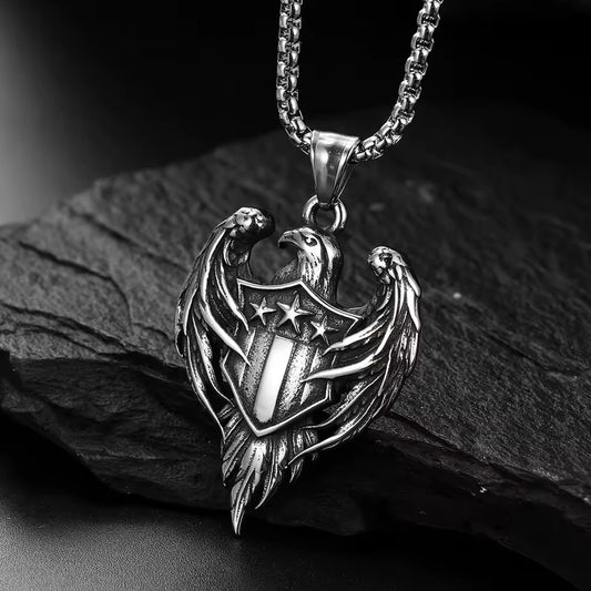 COLLAR ESCUDO CON AGUILA