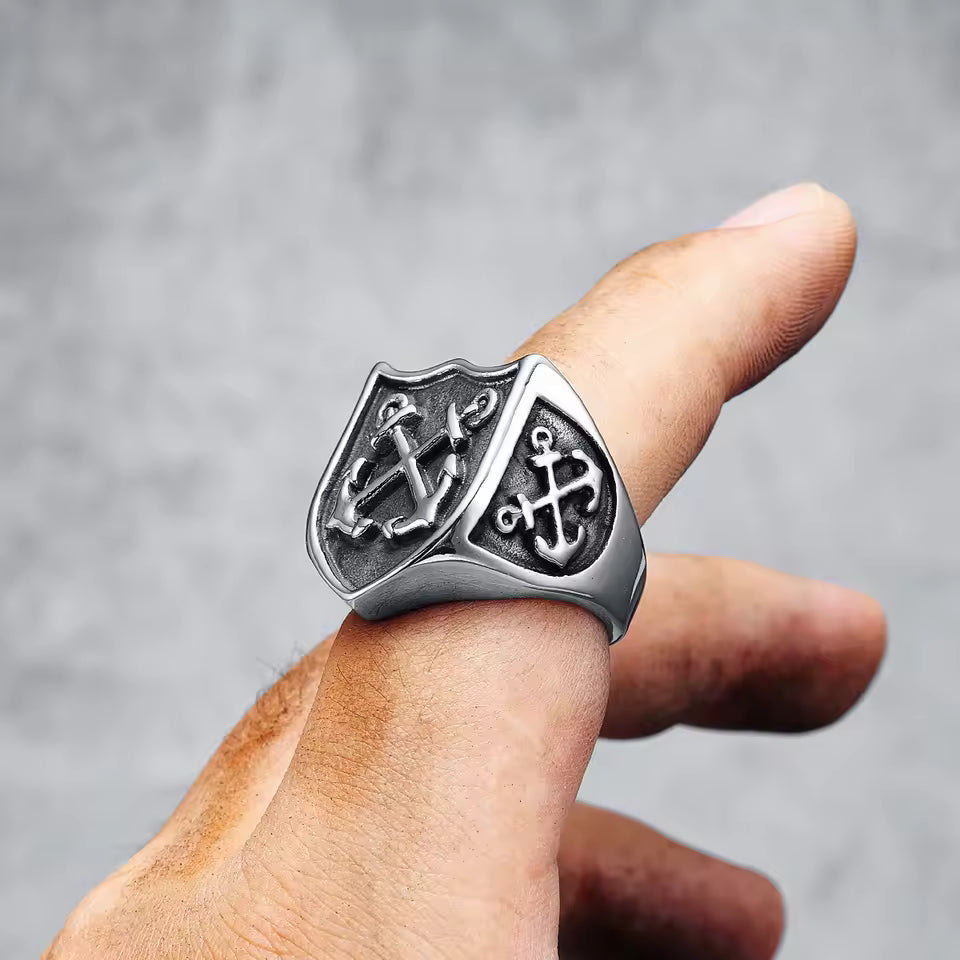 ANILLO ESCUDO Y ANCLAS