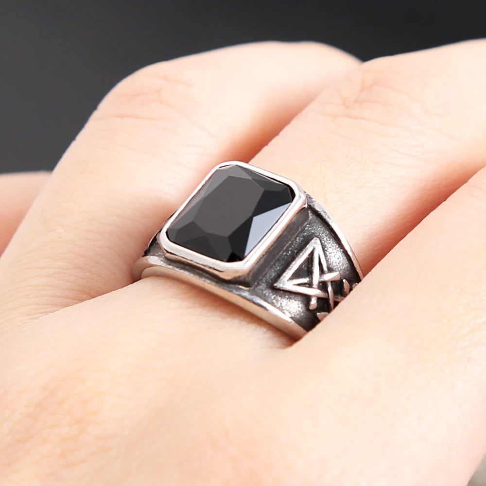 ANILLO GOTICO