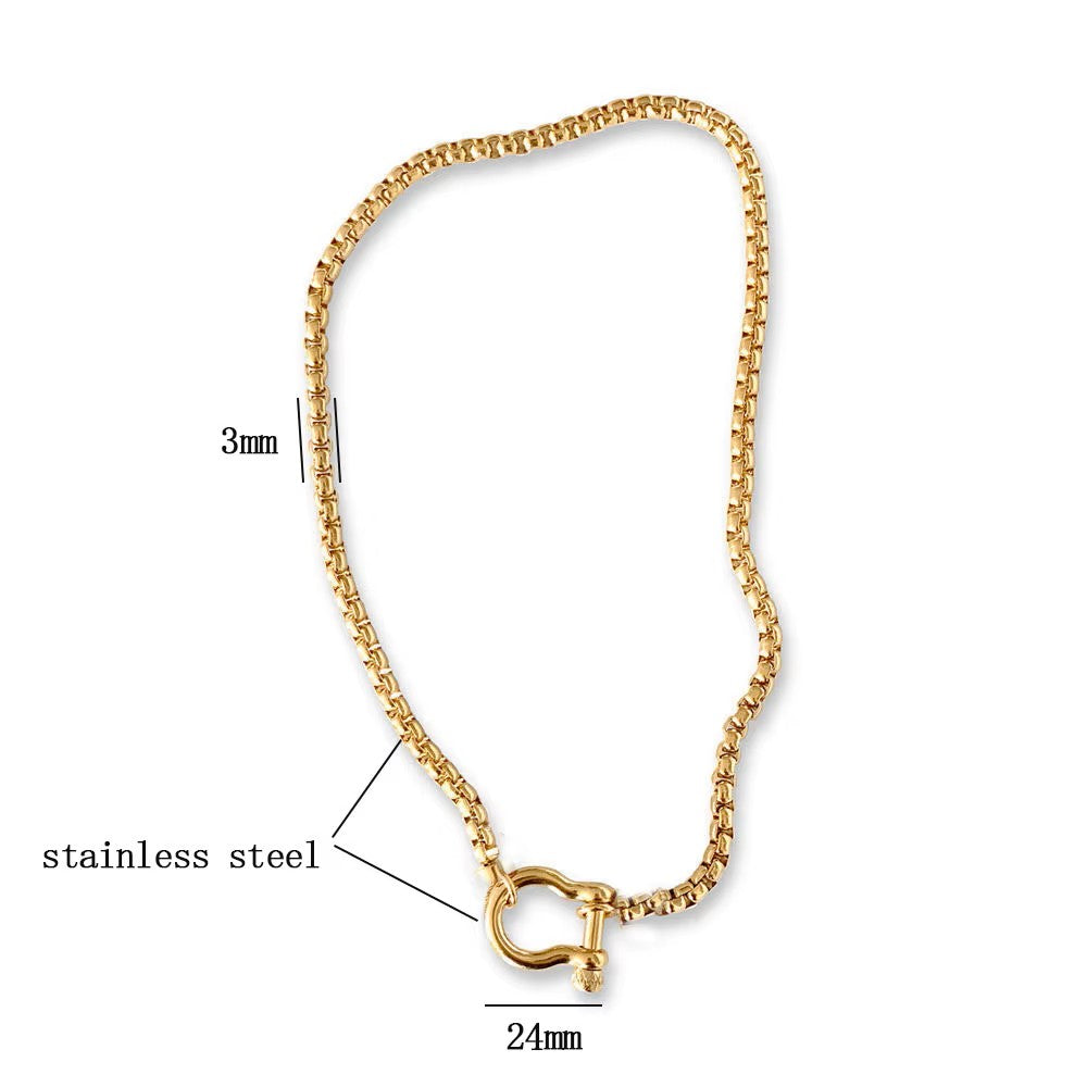 COLLAR HERRADURA