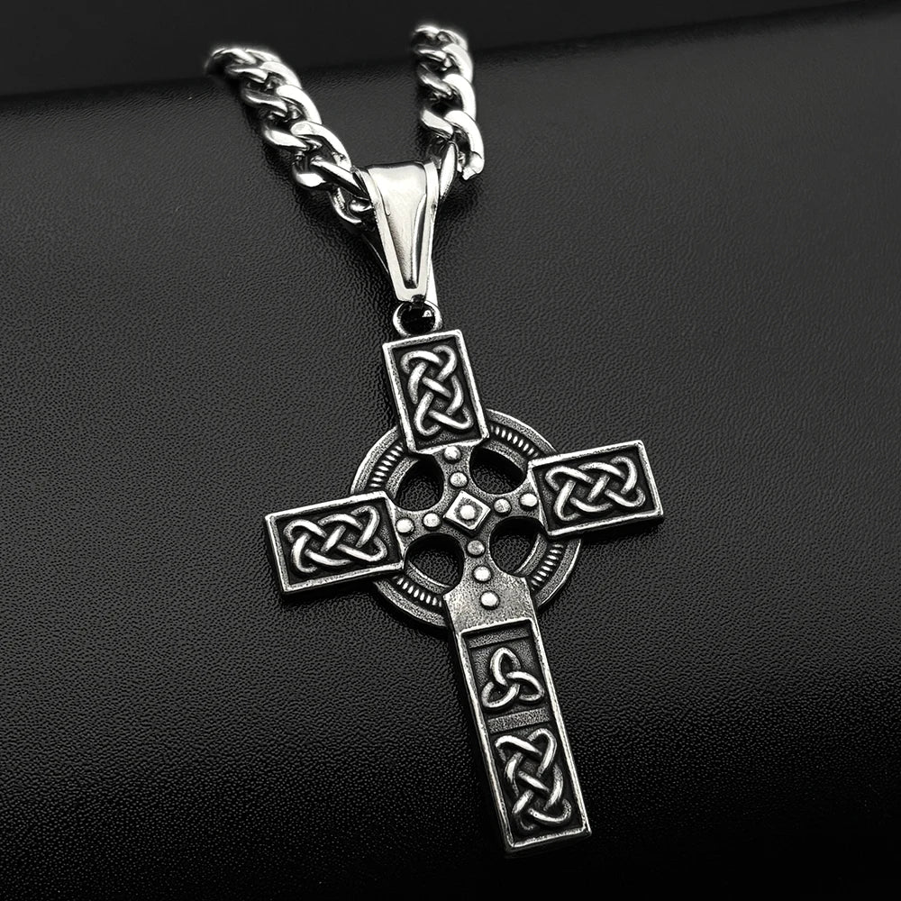 COLLAR CRUZ CON NUDO NORDICO