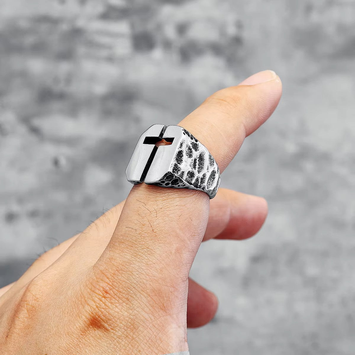 ANILLO CON CRUZ