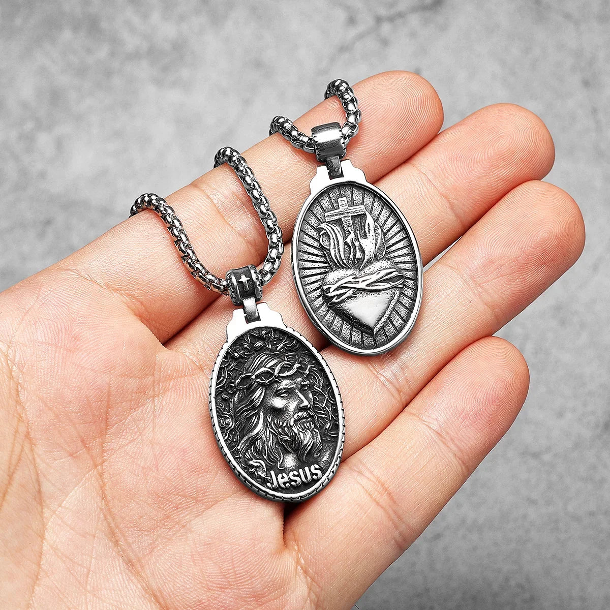 COLLAR JESUS Y CORAZON DE JESUS (REVERSIBLE)