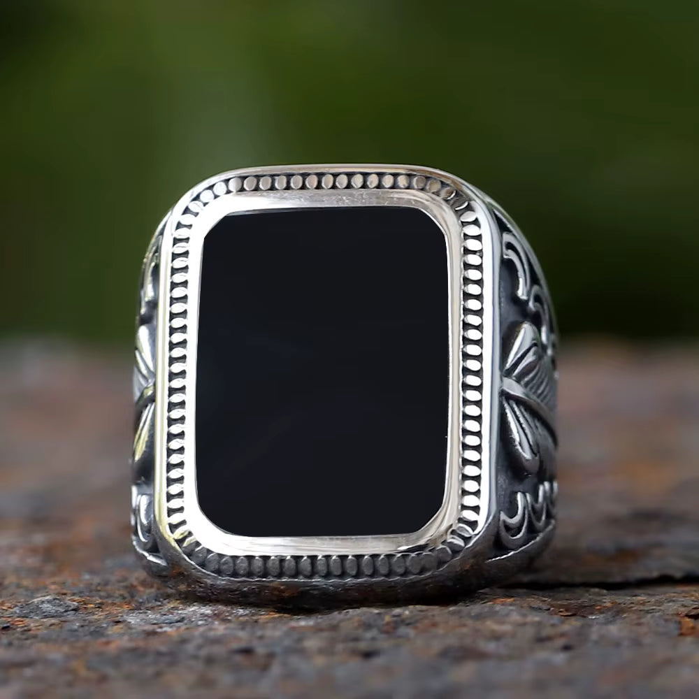 ANILLO CON HOJA