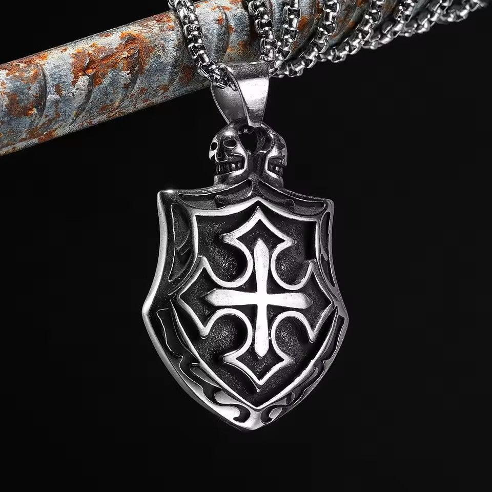 COLLAR ESCUDO CON CRUZ