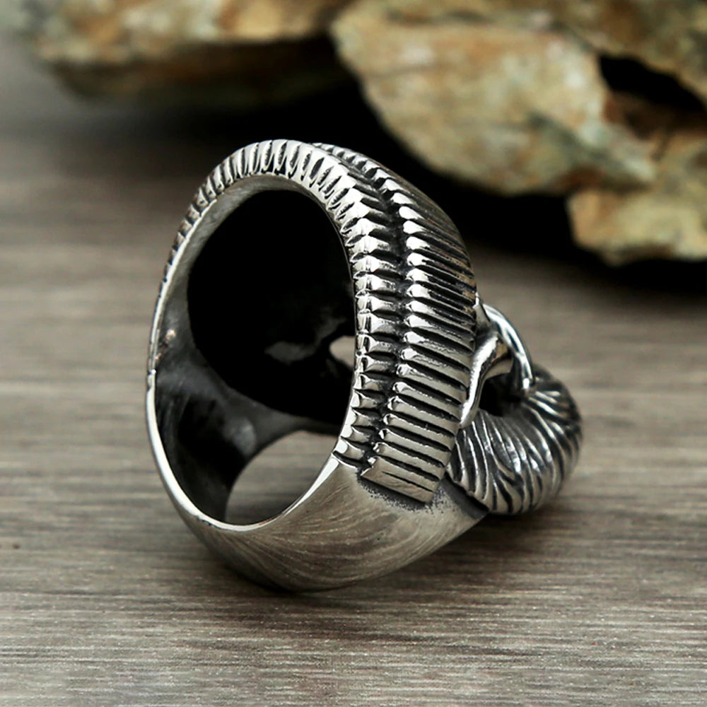 ANILLO CALAVERA CON BARBA