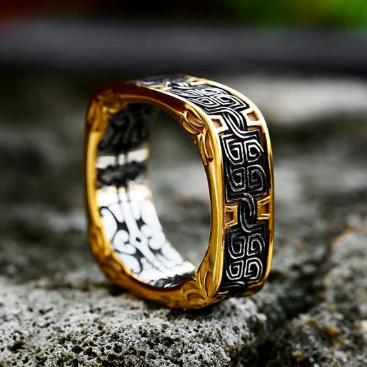 ANILLO LISO CUADRADO VIKINGO