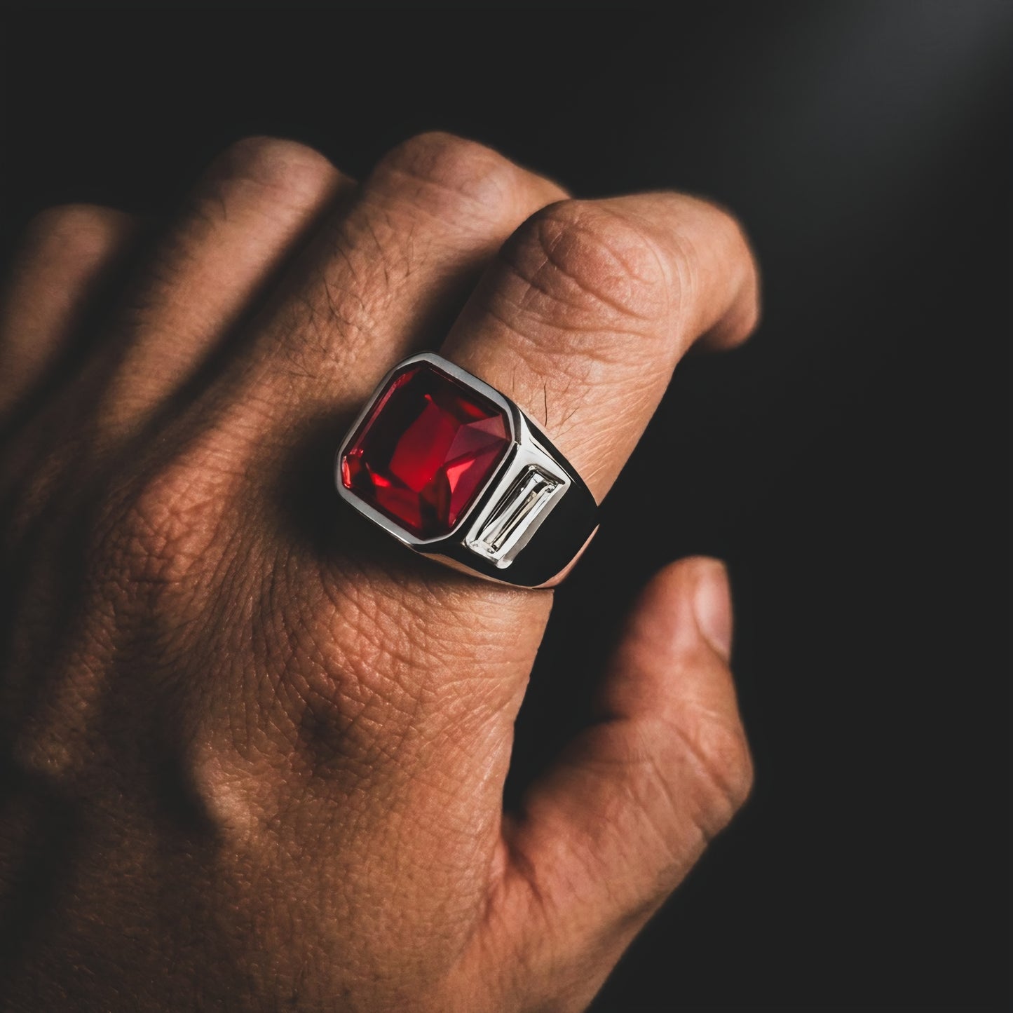 ANILLO PIEDRA ROJA