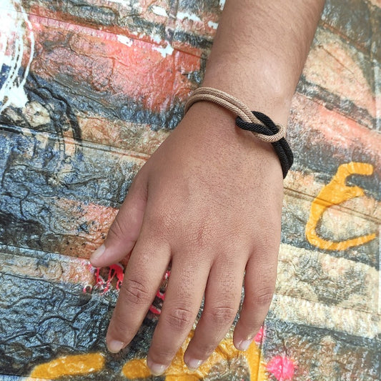 PULSERA NUDO